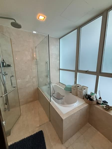 The Rochester Residences, 33 Rochester Drive, 3 Bedrooms, 1,948 sqft, Apartment For Sale, by Chang Sheng Yu, 500205910 - Bathroom - PropertyGuru.com.sg