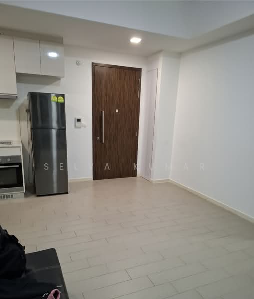 Roots @ Transit, 9 Transit Road, 2 Bedrooms, 581 sqft, Apartment For Sale, by Selva Kumar, 500205914 - Interior - PropertyGuru.com.sg