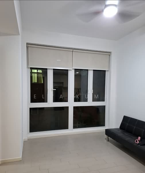 Roots @ Transit, 9 Transit Road, 2 Bedrooms, 581 sqft, Apartment For Sale, by Selva Kumar, 500205914 - Living Room - PropertyGuru.com.sg
