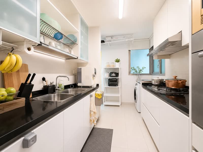 Casa Merah, 50 Tanah Merah Kechil Avenue, 3 Bedrooms, 1,216 sqft, Condominium For Sale, by Joyce Lee, 500205918 - Kitchen - PropertyGuru.com.sg