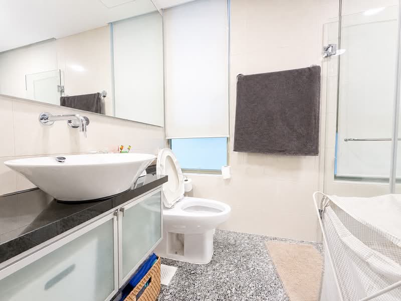 Casa Merah, 50 Tanah Merah Kechil Avenue, 3 Bedrooms, 1,216 sqft, Condominium For Sale, by Joyce Lee, 500205918 - Bathroom - PropertyGuru.com.sg
