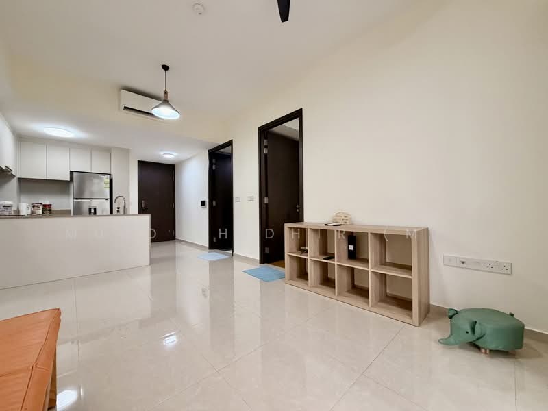 The Gazania, 5 How Sun Drive, 2 Bedrooms, 700 sqft, Condominium For Sale, by Muhd Khidhir (MK), 500205920 - Living Room - PropertyGuru.com.sg