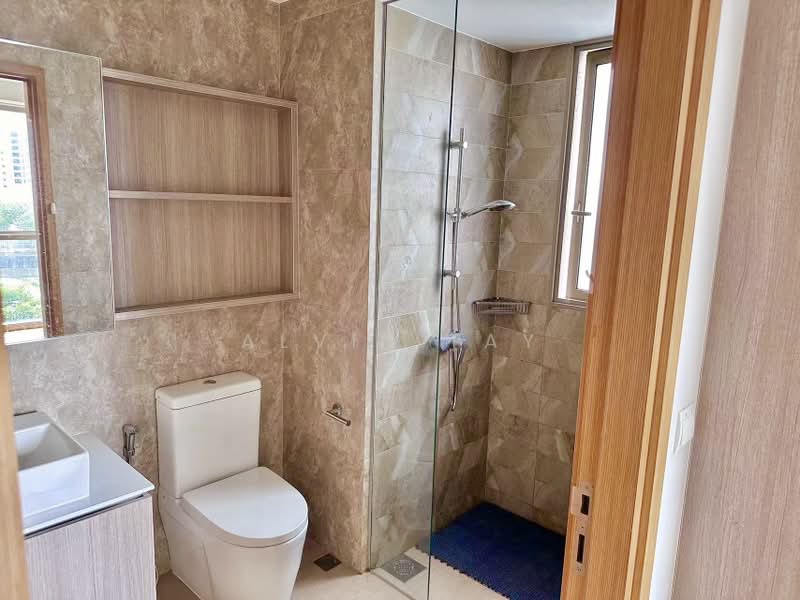 The Vales, 79 Anchorvale Crescent, 3 Bedrooms, 915 sqft, Condominium For Sale, by Alvin Tay, 500205922 - Bathroom - PropertyGuru.com.sg