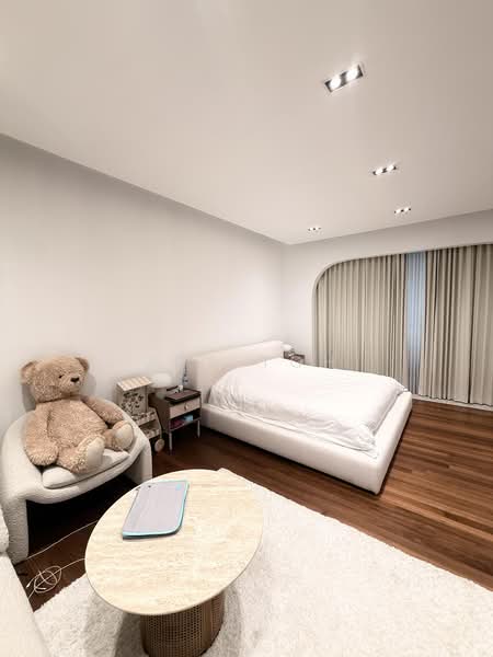 Faber Hills Estate, Faber Park, 8 Bedrooms, 11,000 sqft, Semi-Detached House For Sale, by Joy Toh, 500205924 - Bedroom - PropertyGuru.com.sg