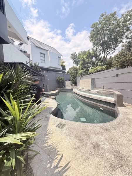 Faber Hills Estate, Faber Park, 8 Bedrooms, 11,000 sqft, Semi-Detached House For Sale, by Joy Toh, 500205924 - swimming pool  - PropertyGuru.com.sg