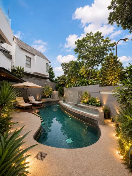 Faber Hills Estate, Faber Park, 8 Bedrooms, 11,000 sqft, Semi-Detached House For Sale, by Joy Toh, 500205924 - Swimming pool - PropertyGuru.com.sg