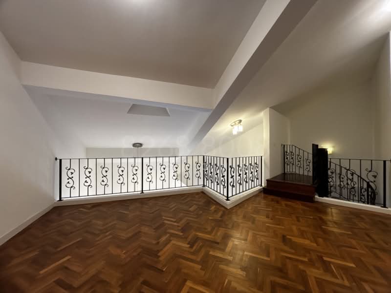 Orange Regency, 101 Fernhill Road, 3 Bedrooms, 2,422 sqft, Apartment For Rent, by Eng Ong, 500205930 - Attic - PropertyGuru.com.sg