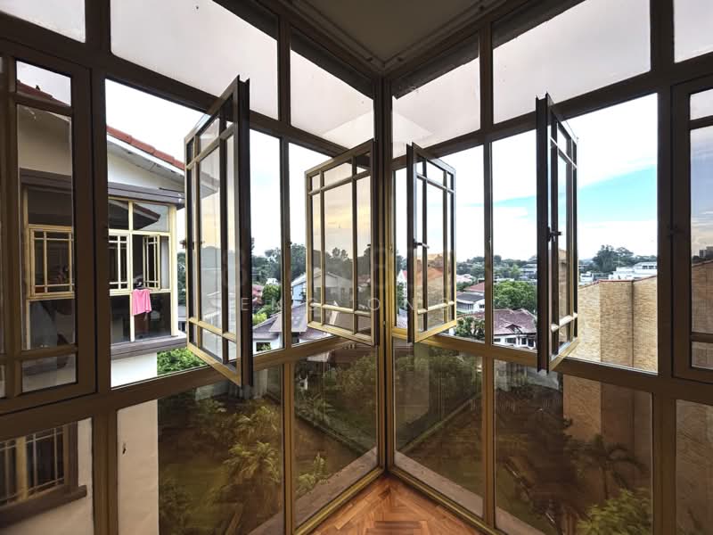 Orange Regency, 101 Fernhill Road, 3 Bedrooms, 2,422 sqft, Apartment For Rent, by Eng Ong, 500205930 - View - PropertyGuru.com.sg