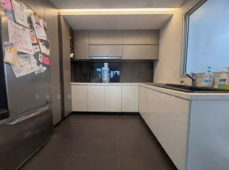 The Springbloom, 139 Serangoon Avenue 3, 3 Bedrooms, 1,302 sqft, Condominium For Sale, by Sharon Kim Chan, 500205937 - Kitchen - PropertyGuru.com.sg