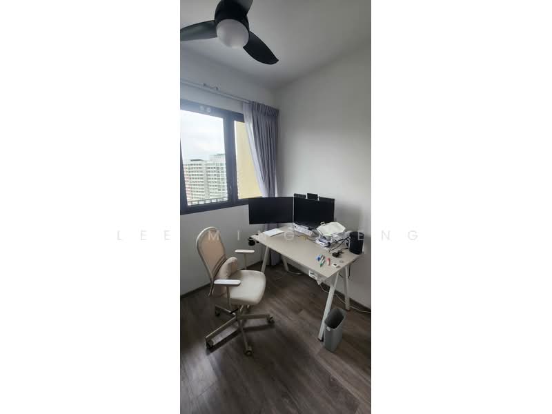 Sengkang Grand Residences, 74 Compassvale Bow, 2 Bedrooms, 764 sqft, Condominium For Sale, by Lee Ming Seng, 500205938 - Study - PropertyGuru.com.sg