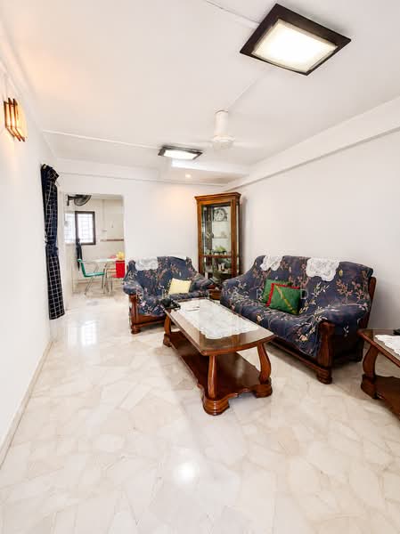 412 Pandan Gardens, 412 Pandan Gardens, 2 Bedrooms, 786 sqft, HDB Flat For Sale, by MOHD FARID, 500205948 - Living Room - PropertyGuru.com.sg