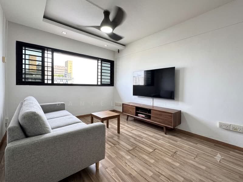 17 Beach Road, 17 Beach Road, 3 Bedrooms, 829 sqft, HDB Flat For Sale, by Daniel Kiong, 500205953 - Living Room - PropertyGuru.com.sg