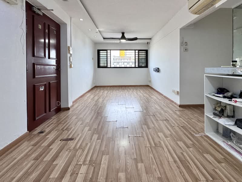 17 Beach Road, 17 Beach Road, 3 Bedrooms, 829 sqft, HDB Flat For Sale, by Daniel Kiong, 500205953 - Entrance - PropertyGuru.com.sg
