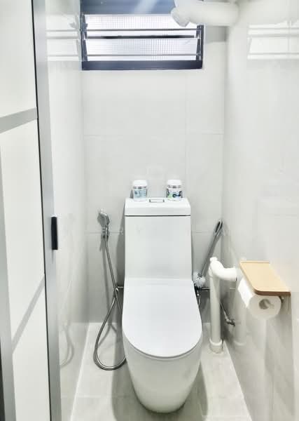 21 Ghim Moh Road, 21 Ghim Moh Road, Room Rental, 130 sqft, HDB Flat For Rent, by Sheryl Yeo, 500205956 - Bathroom - PropertyGuru.com.sg