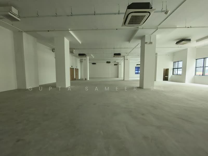 Interlocal Centre, 100G Pasir Panjang Road, 5,096 sqft, Light Industrial (B1) For Rent, by Gupta Sameer Raj, 500205957 - CommercialGuru.com.sg