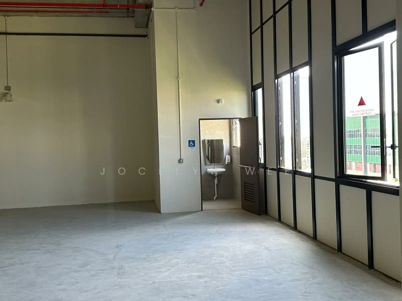 Stellar @ Tampines, 12 Tampines North Drive 4, Pasir Ris / Tampines, 1,668 sqft, Factory / Workshop (B2) For Rent, by Jocelyn Wee, 500205983 - Interior - CommercialGuru.com.sg
