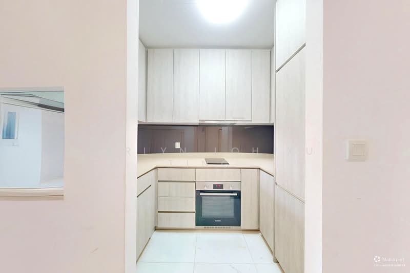 Nyon, 12 Amber Road, 2 Bedrooms, 721 sqft, Condominium For Rent, by Cherlyn Loh Xue Ting, 500205986 - Kitchen - PropertyGuru.com.sg