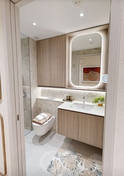 Freehold 4 Bedder beside upcoming MRT, , 4 Bedrooms, 1,249 sqft, Condominium For Sale, by Andrew Chua, 500205992 - Bathroom - PropertyGuru.com.sg