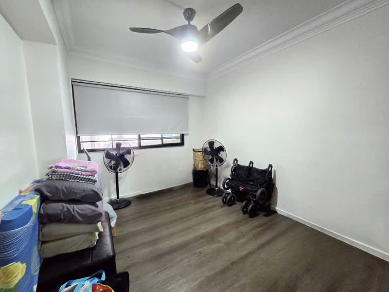 227C Compassvale Drive, 227C Compassvale Drive, 3 Bedrooms, 1,098 sqft, HDB Flat For Sale, by FarizJap ., 500205999 - Bedroom - PropertyGuru.com.sg