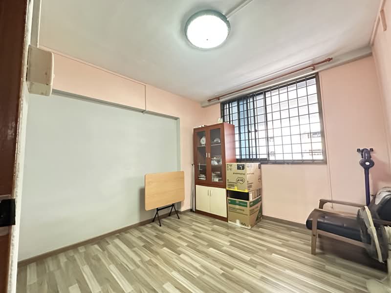 348 Bukit Batok Street 34, 348 Bukit Batok Street 34, 3 Bedrooms, 904 sqft, HDB Flat For Sale, by Rachael Chen, 500206011 - Study - PropertyGuru.com.sg