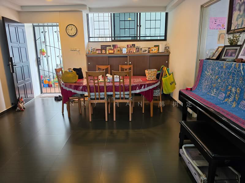 Sherwood Towers, 3 Jalan Anak Bukit, 3 Bedrooms, 1,292 sqft, Apartment For Sale, by Danny Han 韩树定, 500206014 - Dining Room - PropertyGuru.com.sg