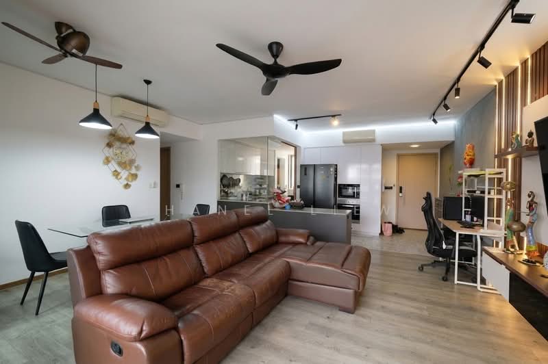 Twin Waterfalls, 122 Punggol Walk, 4 Bedrooms, 1,238 sqft, Executive Condominium For Sale, by Shanel Liew, 500206021 - Living Room - PropertyGuru.com.sg