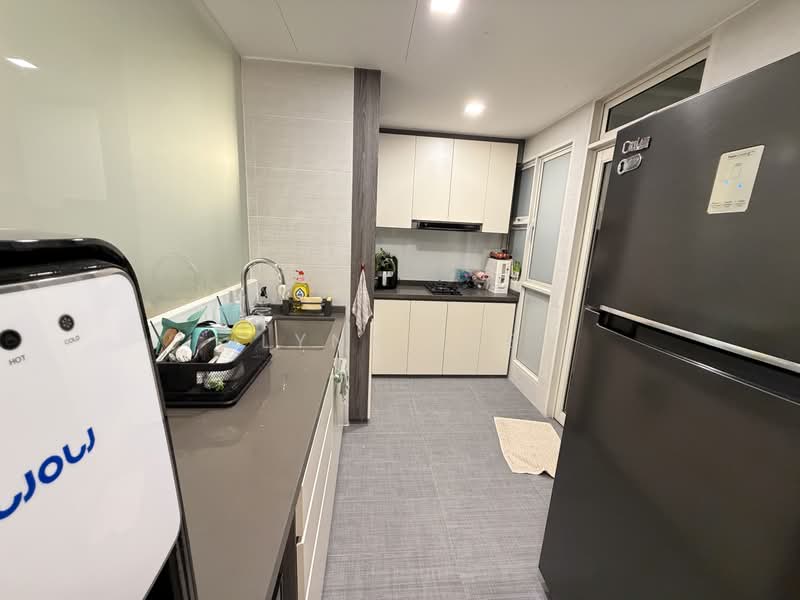 D'Lotus, 10 Lorong Ampas, 3 Bedrooms, 1,065 sqft, Condominium For Sale, by Lynn Lee, 500206027 - Kitchen - PropertyGuru.com.sg