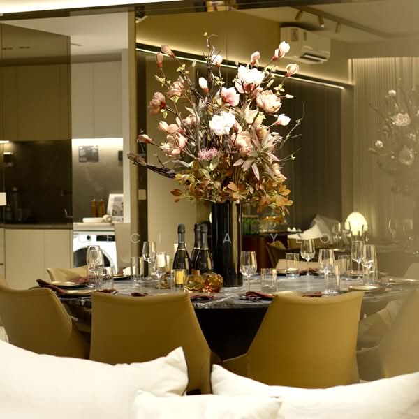 Riverfront Luxury Redefined | Expansive 4-Bedroom Residence in Prime District 9, , 4 Bedrooms, 1,830 sqft, Condominium For Sale, by Cecilia Yeo, 500206044 - Dining Room - PropertyGuru.com.sg