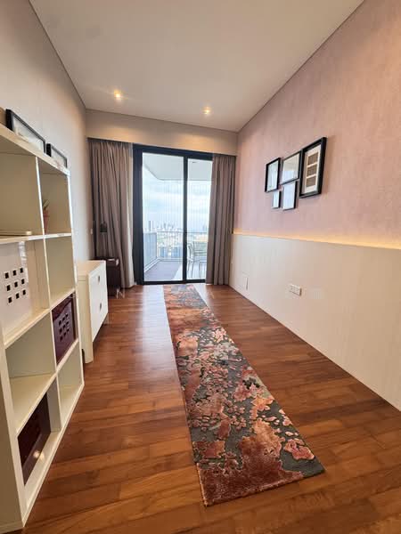 d'Leedon (Former Farrer Court), 13 Leedon Heights, 4 Bedrooms, 2,217 sqft, Condominium For Rent, by Ben XIA 夏天鹏, 500206075 - Balcony - PropertyGuru.com.sg