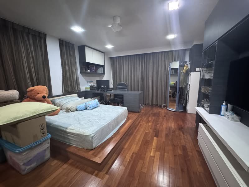 ⭐️⭐️LANDED7772@ 2-storey with attic at serangoon gardens estate, Tai yuan gardens/ Serangoon gardens, 8 Bedrooms, 7,000 sqft, Semi-Detached House For Sale, by Sharon Kim Chan, 500206085 - Bedroom - PropertyGuru.com.sg
