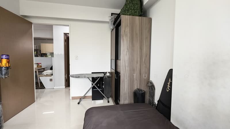 377A Hougang Street 32, 377A Hougang Street 32, 3 Bedrooms, 1,012 sqft, HDB Flat For Sale, by Isthiqlal Turino, 500206086 - Interior - PropertyGuru.com.sg
