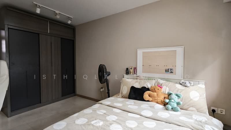 377A Hougang Street 32, 377A Hougang Street 32, 3 Bedrooms, 1,012 sqft, HDB Flat For Sale, by Isthiqlal Turino, 500206086 - Bedroom - PropertyGuru.com.sg