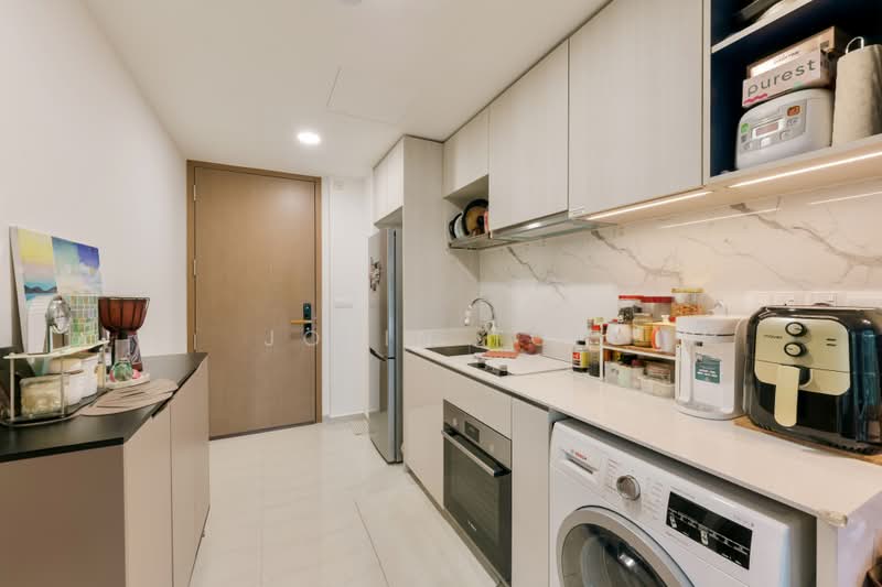 Whistler Grand, 109 West Coast Vale, 1 Bedroom, 441 sqft, Condominium For Sale, by Jolin Toh, 500206088 - Kitchen - PropertyGuru.com.sg