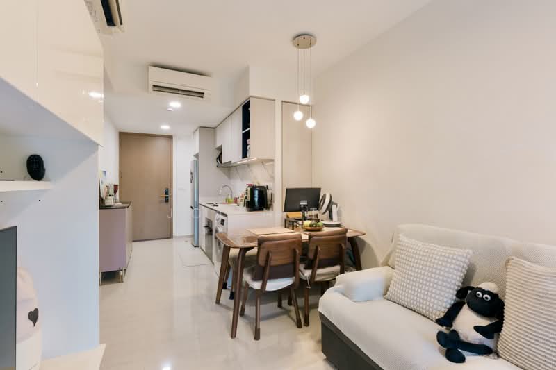 Whistler Grand, 109 West Coast Vale, 1 Bedroom, 441 sqft, Condominium For Sale, by Jolin Toh, 500206088 - Kitchen - PropertyGuru.com.sg