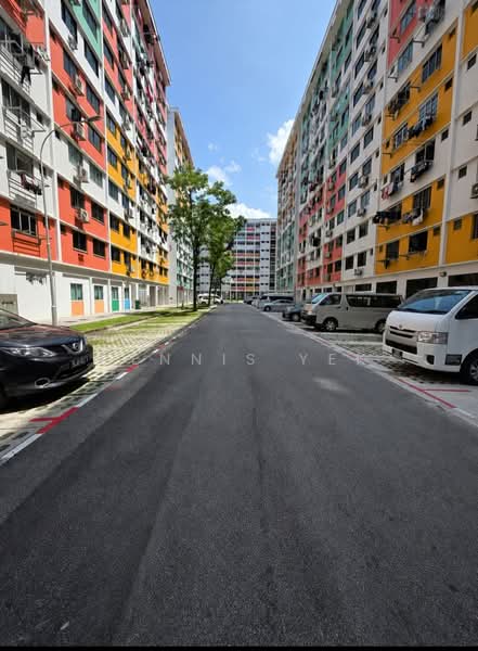 749 Jurong West Street 73, 749 Jurong West Street 73, 3 Bedrooms, 1,119 sqft, HDB Flat For Sale, by Dennis Yek, 500206096 - Exterior - PropertyGuru.com.sg