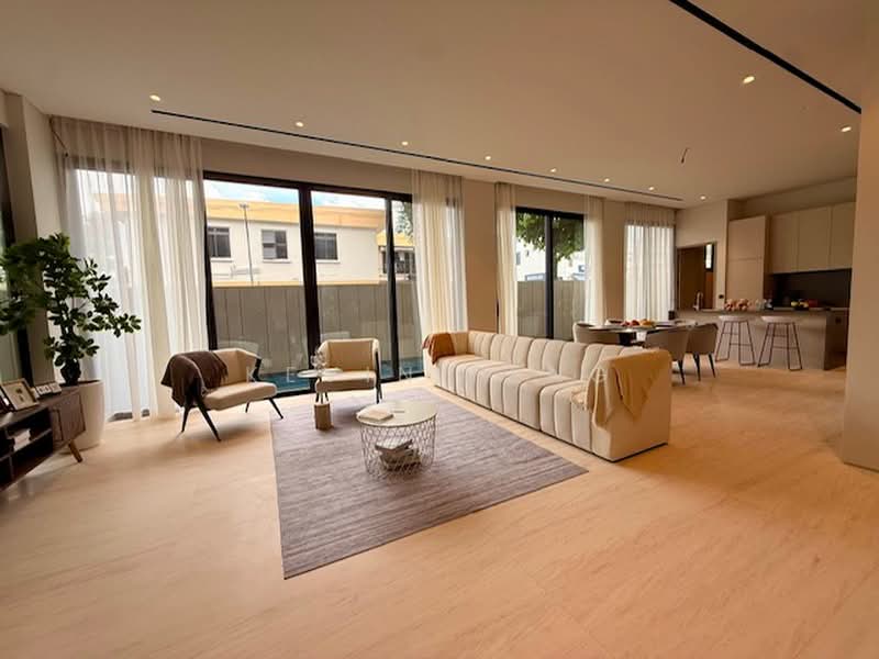 Hillcrest Road, Newton / Novena, 5 Bedrooms, 6,700 sqft, Semi-Detached House For Sale, by Kevin Feng, 500206103 - Living Room - PropertyGuru.com.sg