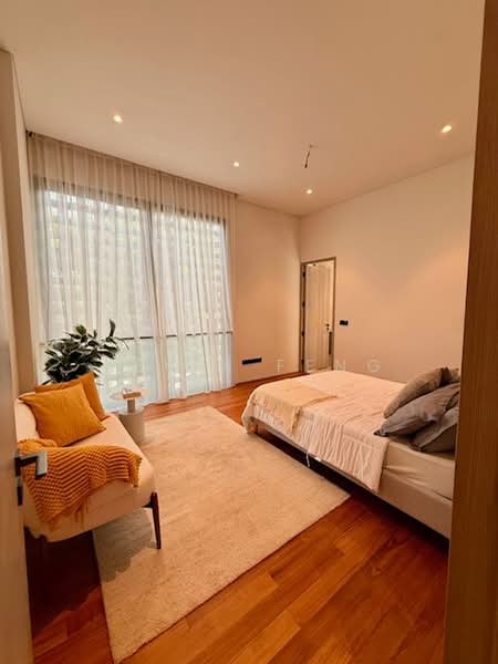 Hillcrest Road, Newton / Novena, 5 Bedrooms, 6,700 sqft, Semi-Detached House For Sale, by Kevin Feng, 500206103 - Bedroom - PropertyGuru.com.sg