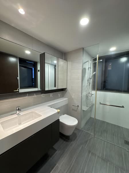 Botanique at Bartley, 221 Upper Paya Lebar Road, 3 Bedrooms, 1,033 sqft, Condominium For Sale, by Jacky Zhou, 500206104 - Bathroom - PropertyGuru.com.sg