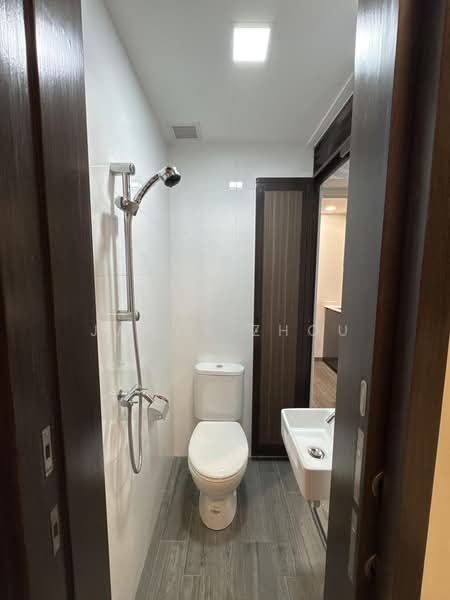 Botanique at Bartley, 221 Upper Paya Lebar Road, 3 Bedrooms, 1,033 sqft, Condominium For Sale, by Jacky Zhou, 500206104 - Bathroom - PropertyGuru.com.sg