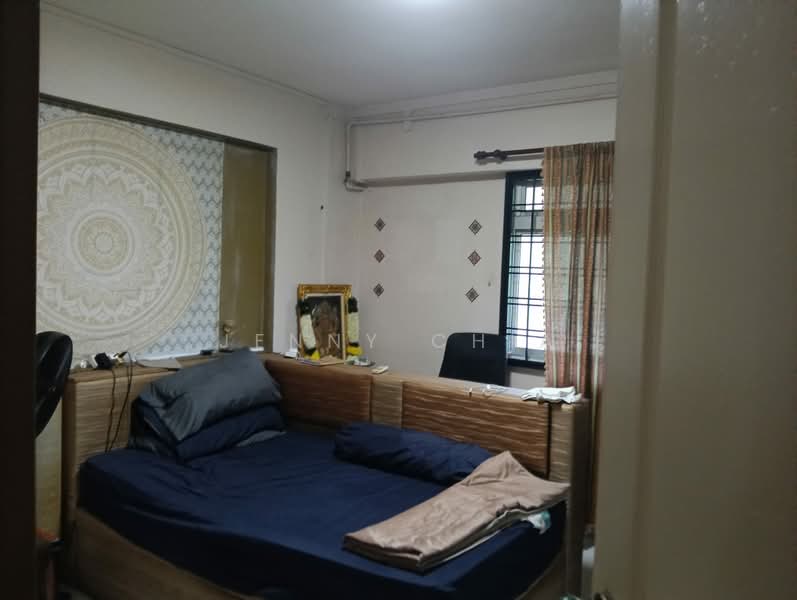 BLK 320 TAMPINES ST 33, Tampine st 33, 3 Bedrooms, 1,194 sqft, HDB Flat For Sale, by Jenny Chia, 500206110 - Bedroom - PropertyGuru.com.sg