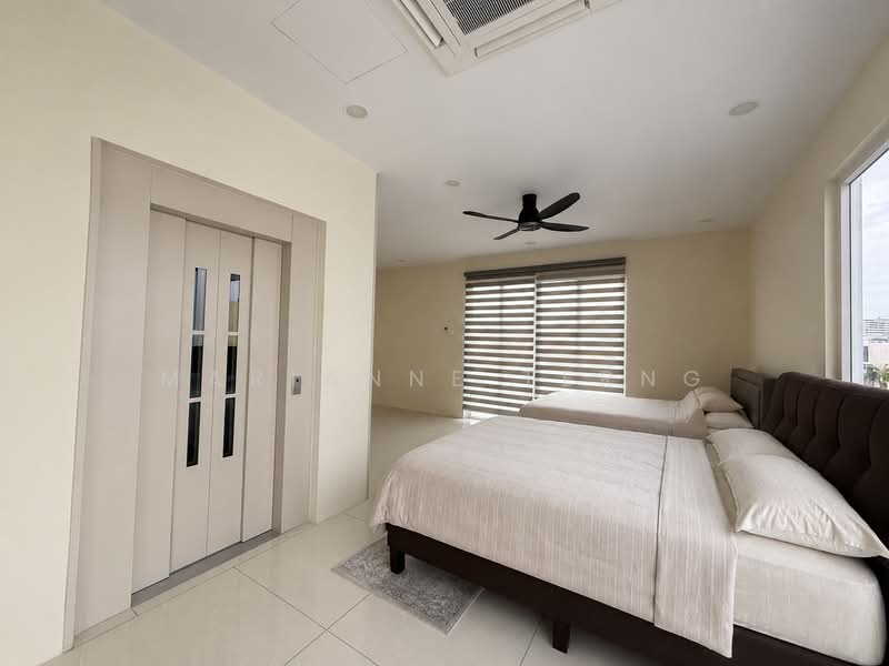 Serangoon Garden Estate, Huddington Ave | Bridport | Cowdray | Kingswear | Hemsley | Kensington Park Rd | Serangoon Garden Way, 4 Bedrooms, 4,000 sqft, Corner Terrace For Rent, by Marianne Terng, 500206123 - Bedroom - PropertyGuru.com.sg