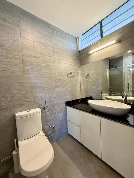Faber Hills Estate, Faber Park, 5 Bedrooms, 5,800 sqft, Semi-Detached House For Rent, by Yiew Chiou Ling Lynn, 500206128 - Bathroom - PropertyGuru.com.sg