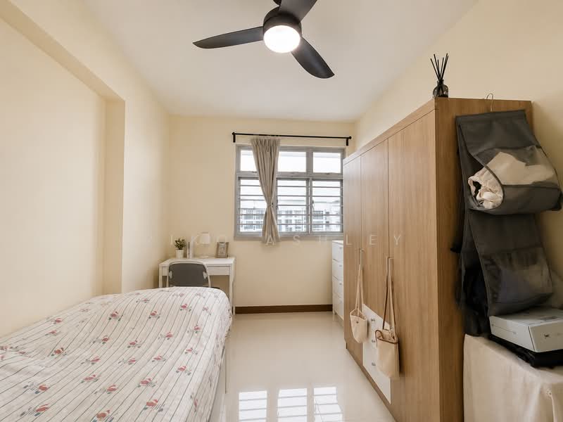803B Keat Hong Close, 803B Keat Hong Close, 3 Bedrooms, 1,001 sqft, HDB Flat For Sale, by Riko Ashley, 500206144 - Bedroom - PropertyGuru.com.sg