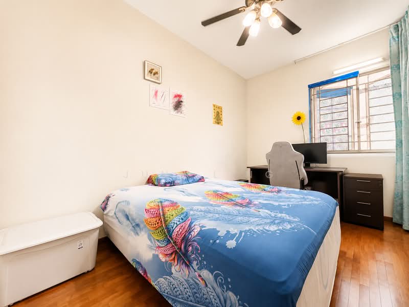 Rio Vista, 12 Upper Serangoon View, 3 Bedrooms, 1,636 sqft, Condominium For Sale, by June Ling, 500206146 - Bedroom - PropertyGuru.com.sg