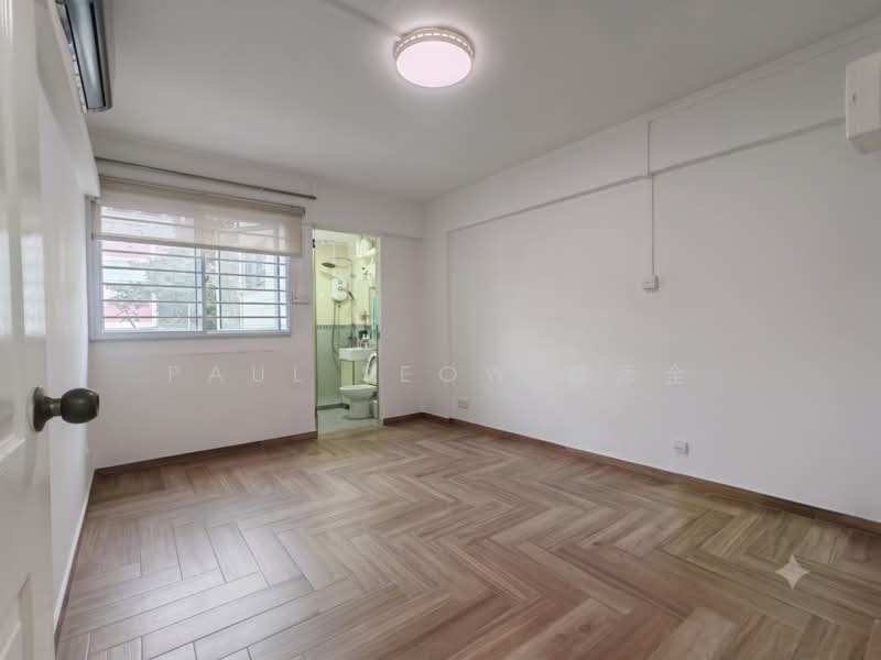 177 Bishan Street 13, 177 Bishan Street 13, 3 Bedrooms, 893 sqft, HDB Flat For Sale, by Paul Seow 蕭添全, 500206148 - Master bedroom empty - PropertyGuru.com.sg