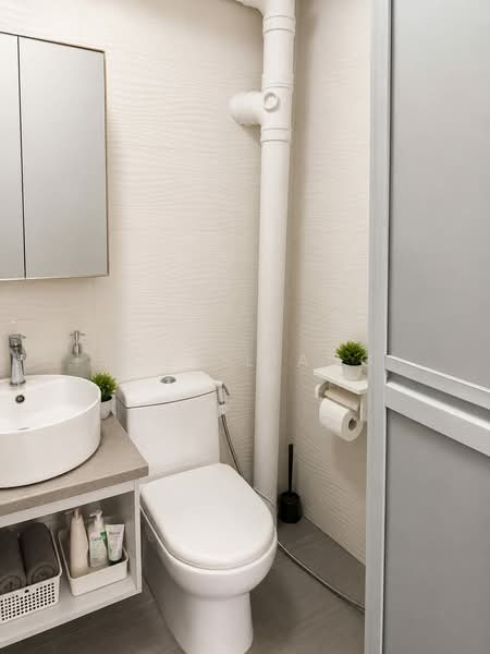 353 Woodlands Avenue 1, 353 Woodlands Avenue 1, 4 Bedrooms, 1,291 sqft, HDB Flat For Sale, by Joel Liang, 500206158 - Bathroom - PropertyGuru.com.sg