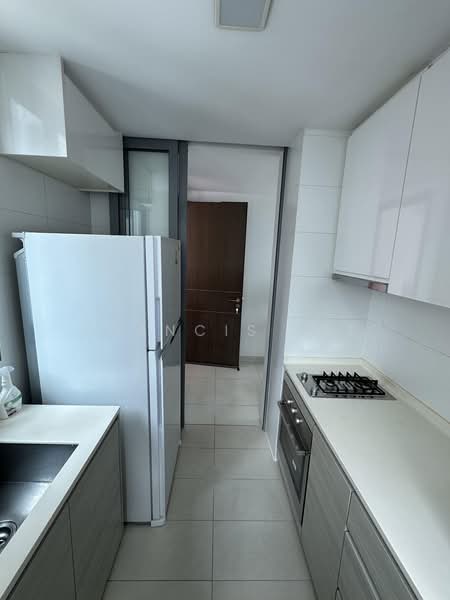 Hundred Trees, 85 West Coast Drive, Room Rental, 150 sqft, Condominium For Rent, by Francis Lee, 500206164 - Kitchen - PropertyGuru.com.sg