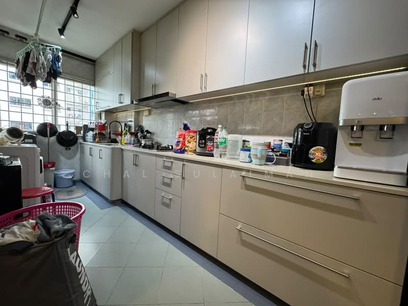 969 Hougang Street 91, 969 Hougang Street 91, 3 Bedrooms, 1,022 sqft, HDB Flat For Sale, by Chal Sulaiman, 500206174 - Kitchen - PropertyGuru.com.sg
