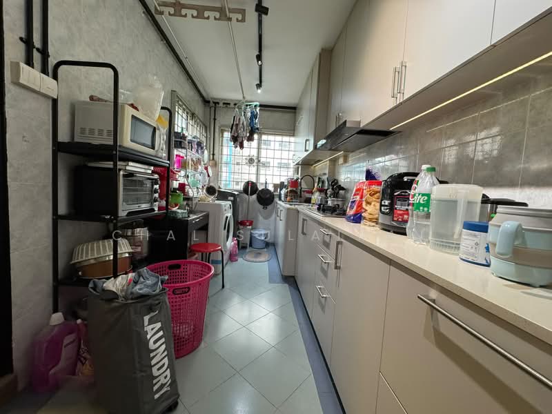 969 Hougang Street 91, 969 Hougang Street 91, 3 Bedrooms, 1,022 sqft, HDB Flat For Sale, by Chal Sulaiman, 500206174 - Kitchen - PropertyGuru.com.sg