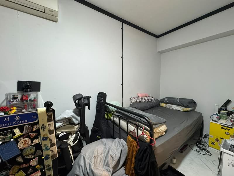 969 Hougang Street 91, 969 Hougang Street 91, 3 Bedrooms, 1,022 sqft, HDB Flat For Sale, by Chal Sulaiman, 500206174 - Bedroom - PropertyGuru.com.sg